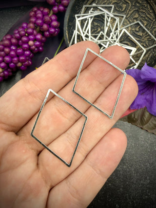 20pc Large Rhombus Wire Frame- 30x40mm Silver