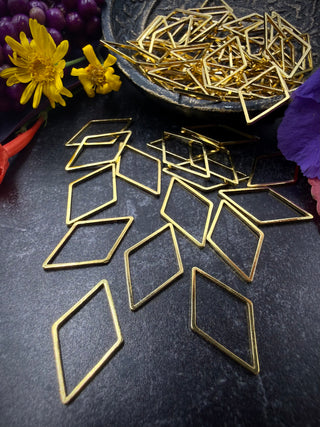 20pc Small Rhombus Wire Frame- 14x24mm Gold