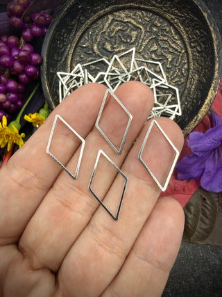 20pc Small Rhombus Wire Frame- 14x24mm Silver