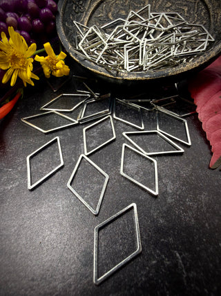20pc Small Rhombus Wire Frame- 14x24mm Silver